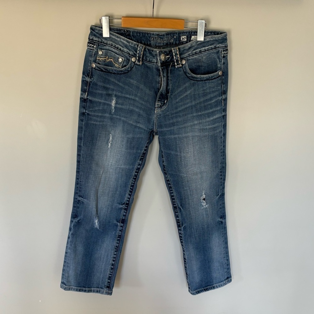 Miss Me Boyfriend Capri Jeans - Picture 2 of 11